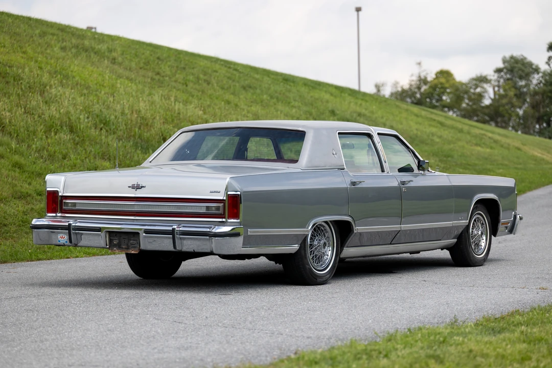1979 Lincoln Continental 5th Gen - Image 13 of 31