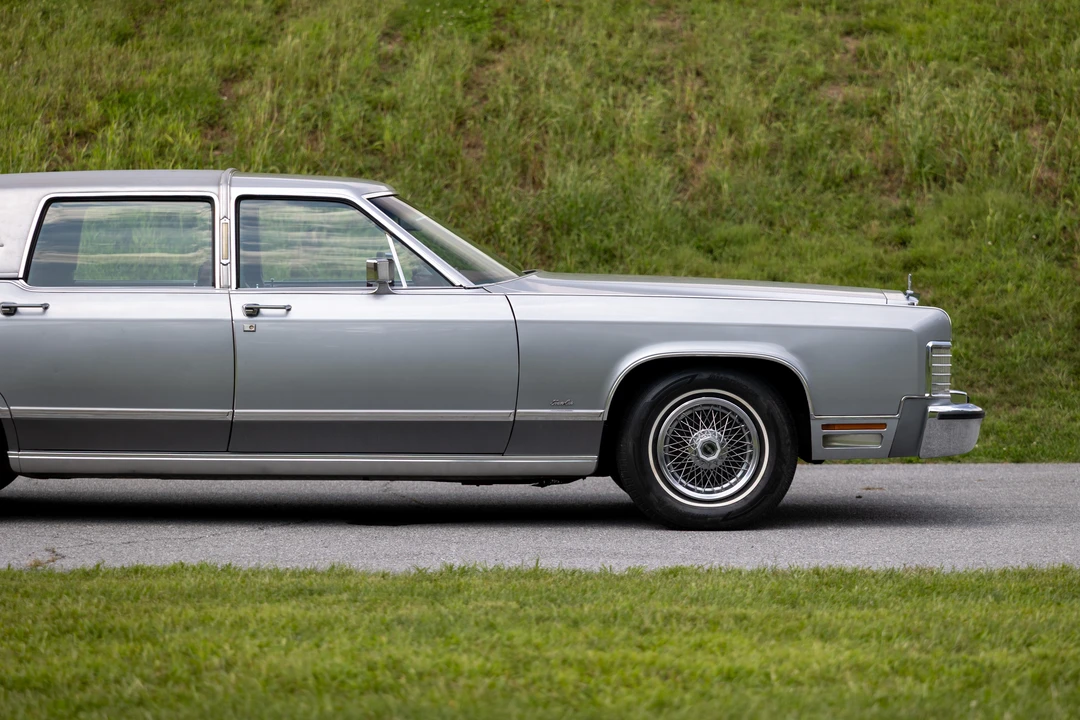 1979 Lincoln Continental 5th Gen - Image 17 of 31