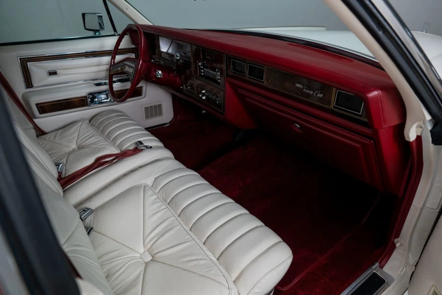 1979 Lincoln Continental 5th Gen - Image 17 of 31