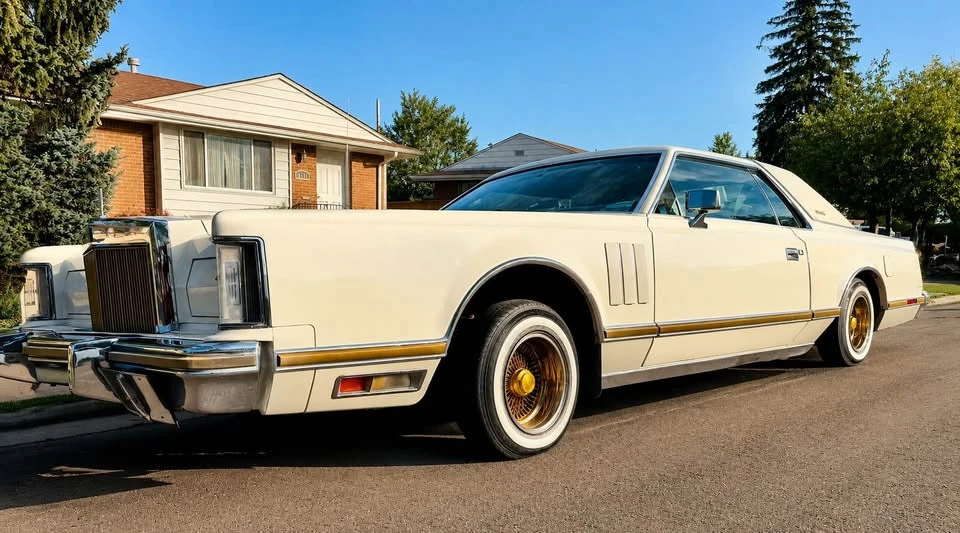 1979 Lincoln Continental 5th Gen - Image 2 of 10