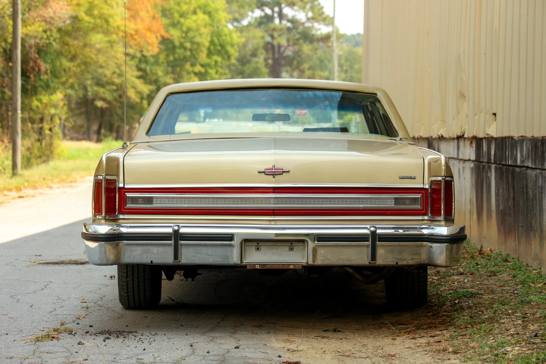 1979 Lincoln Continental 5th Gen - Image 13 of 31