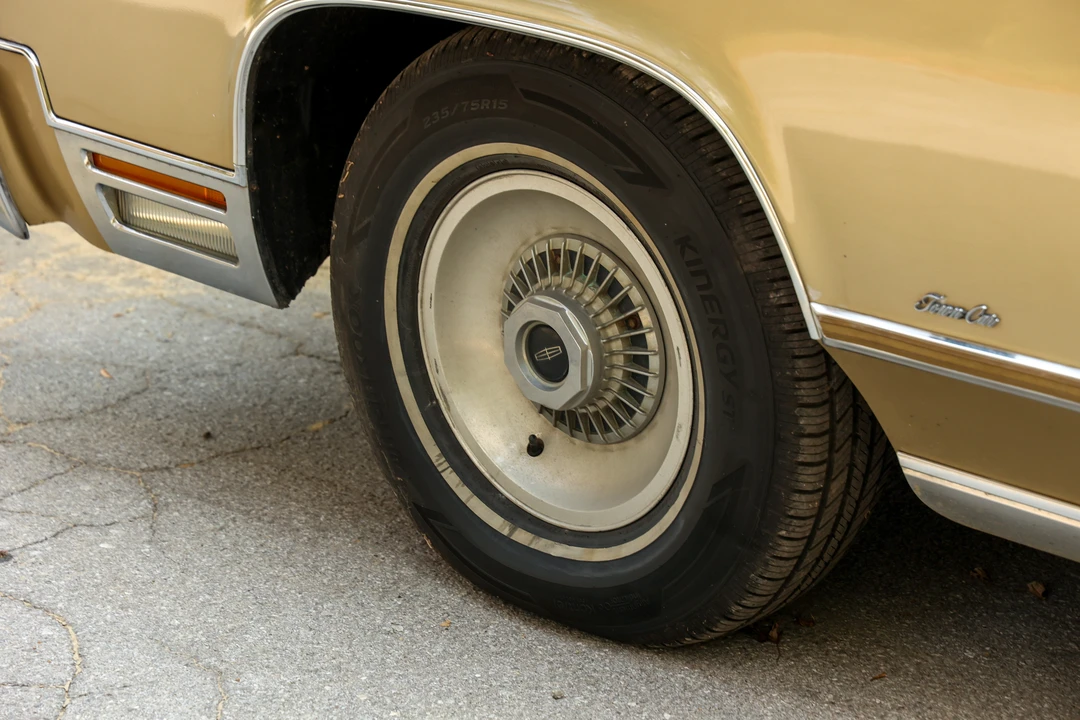 1979 Lincoln Continental 5th Gen - Image 23 of 31