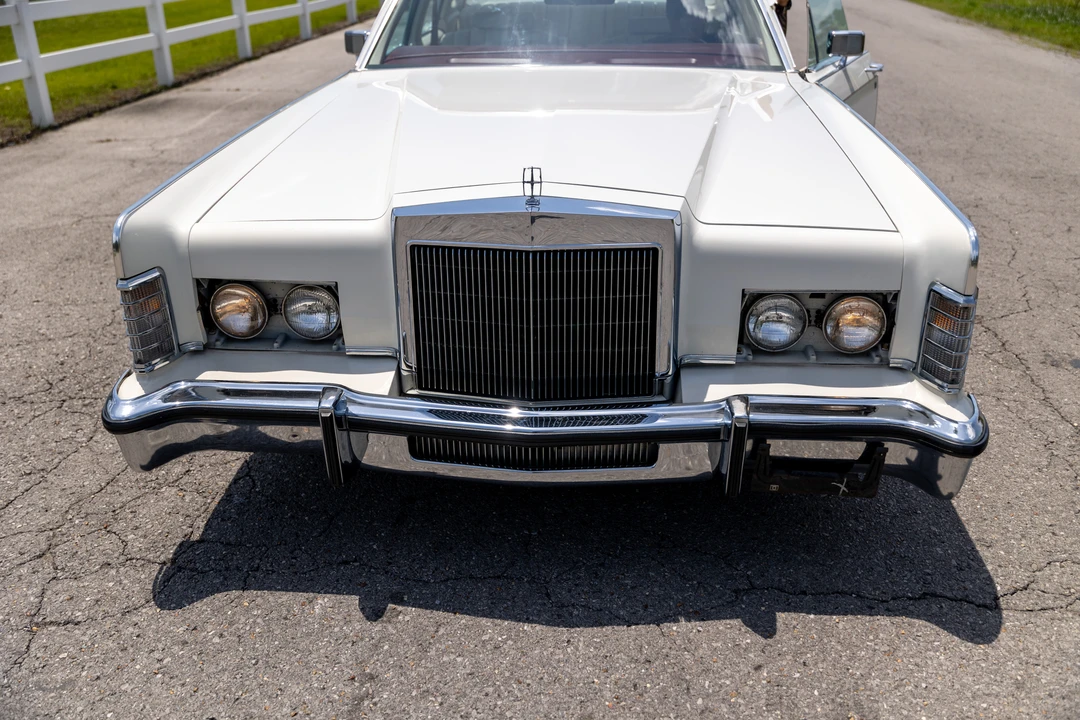 1979 Lincoln Town Car - Image 17 of 31