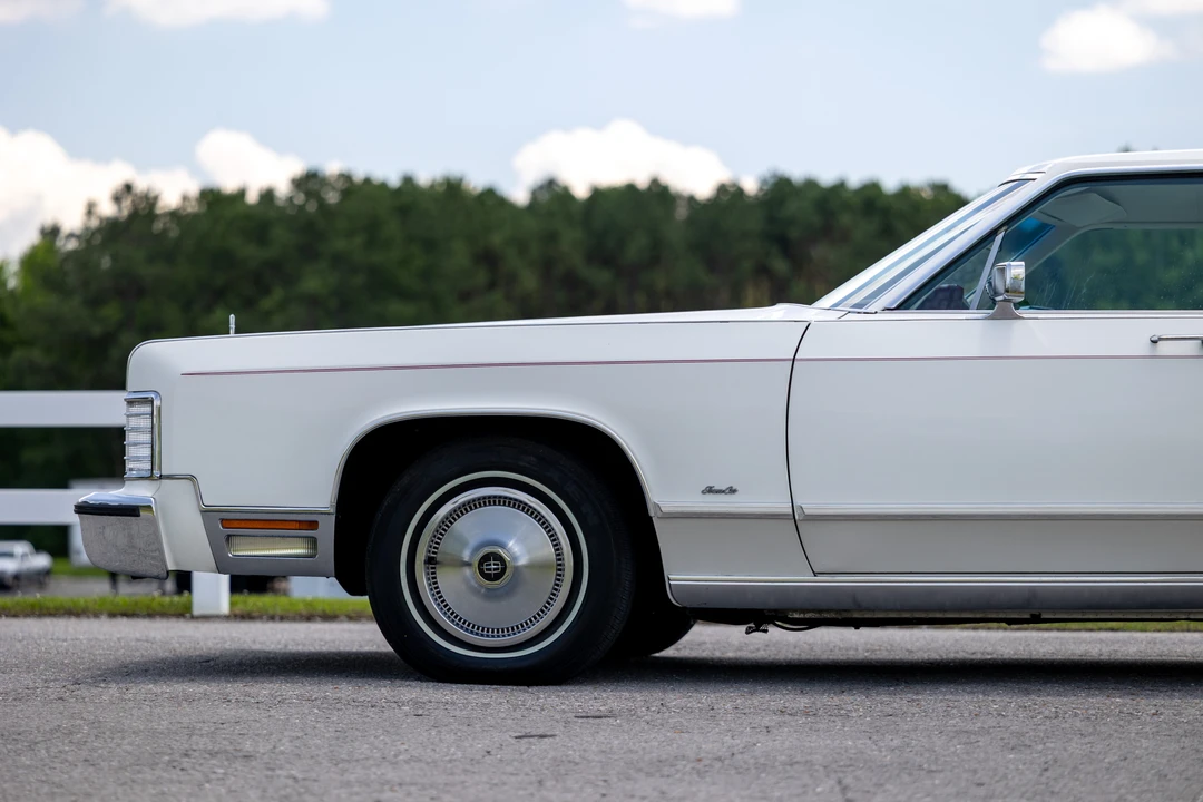 1979 Lincoln Town Car - Image 24 of 31