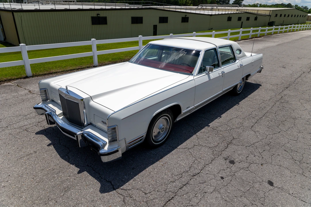 1979 Lincoln Town Car - Image 4 of 31