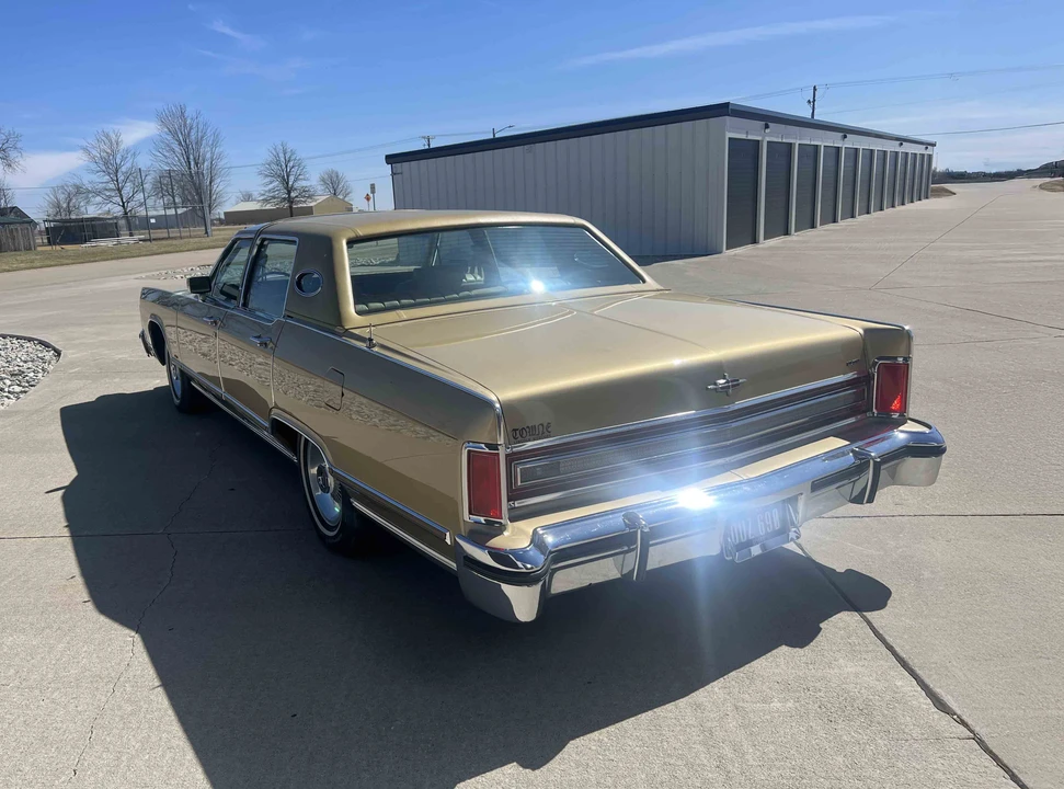 1979 Lincoln Continental 5th Gen - Image 14 of 31