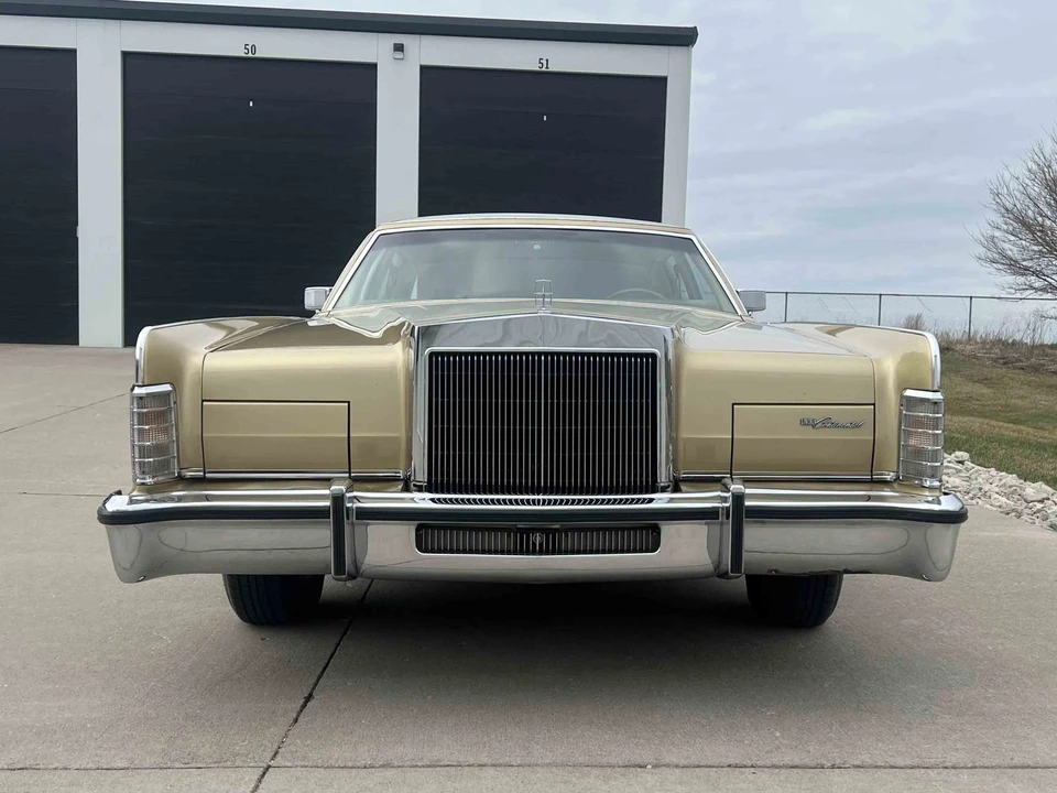 1979 Lincoln Continental 5th Gen - Image 3 of 31