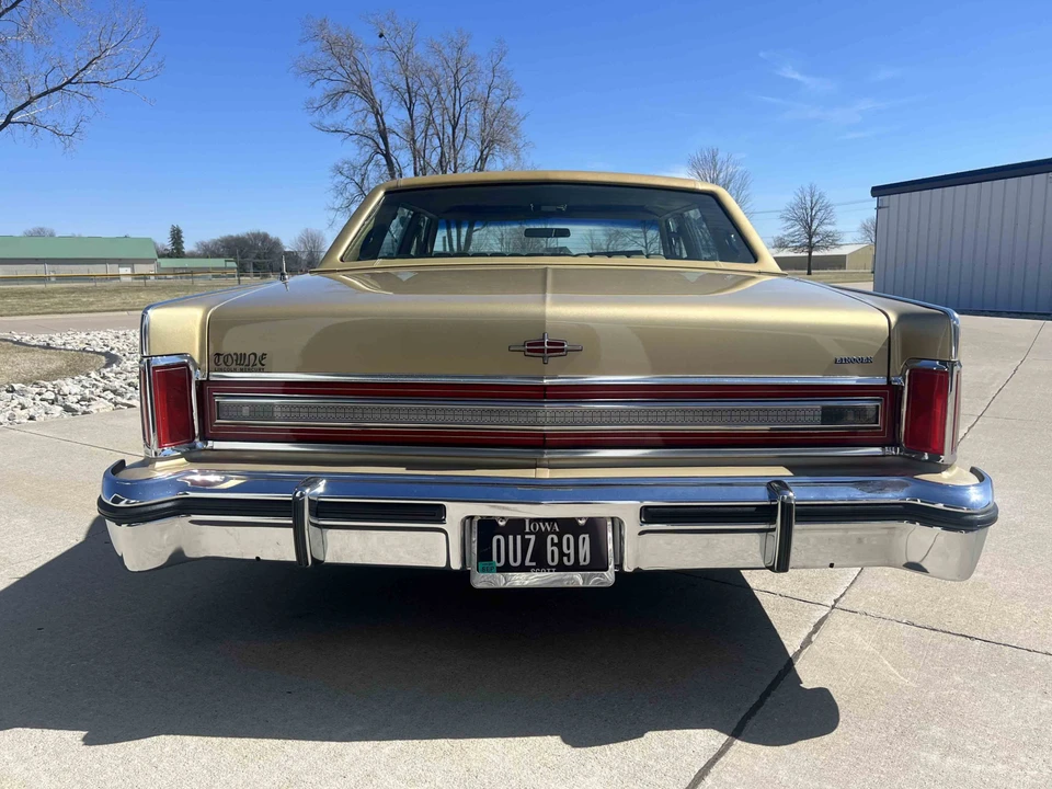 1979 Lincoln Continental 5th Gen - Image 16 of 31