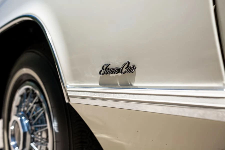 1979 Lincoln Continental 5th Gen - Image 11 of 24