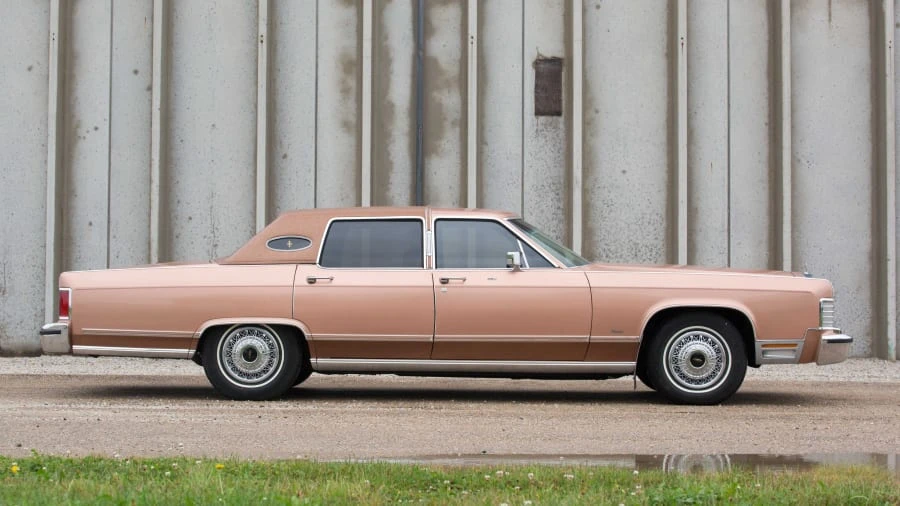 1979 Lincoln Continental 5th Gen - Image 2 of 12