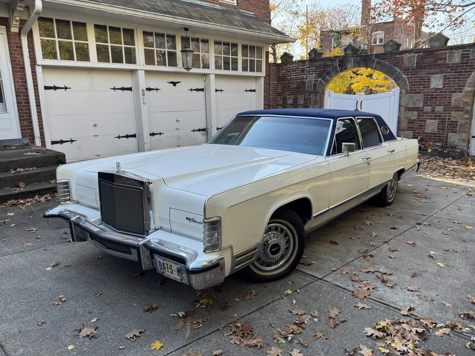 1979 Lincoln Continental 5th Gen - Image 14 of 31