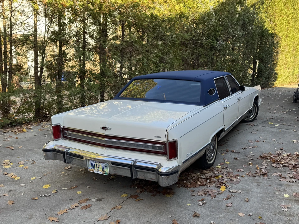 1979 Lincoln Continental 5th Gen - Image 6 of 31