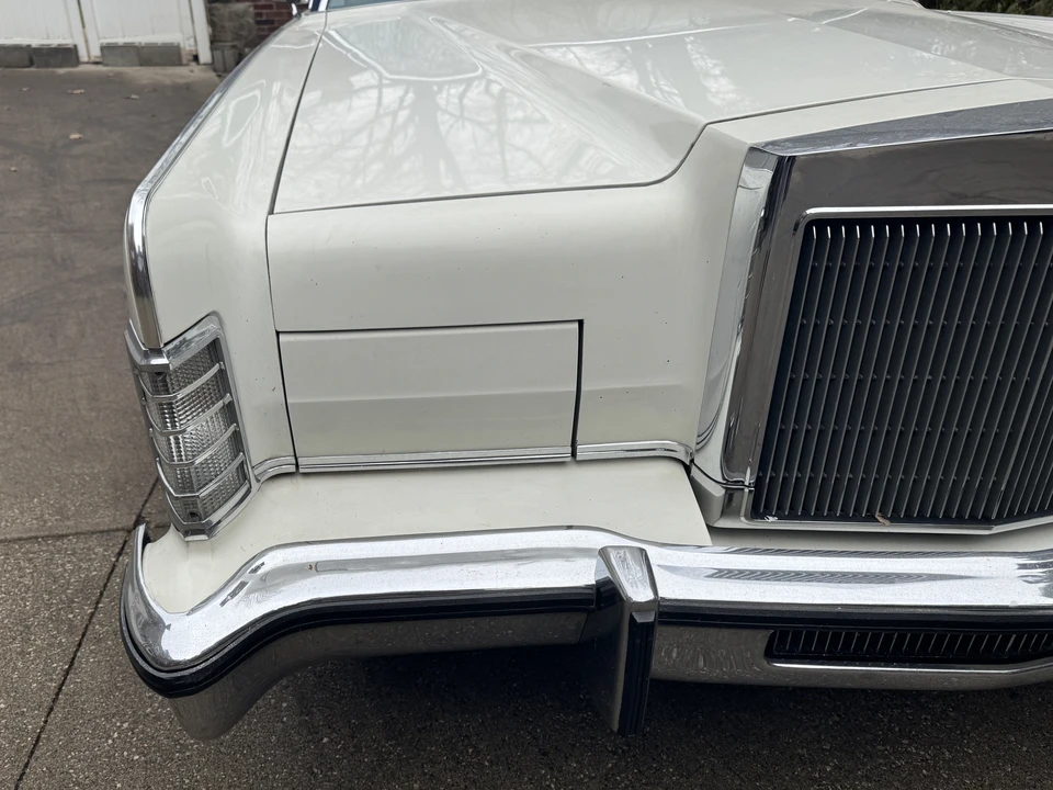 1979 Lincoln Continental 5th Gen - Image 19 of 31
