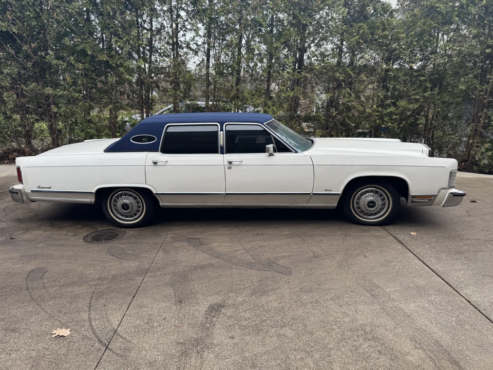 1979 Lincoln Continental 5th Gen - Image 3 of 31