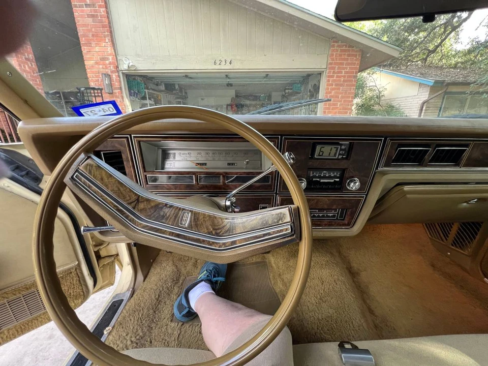 1979 Lincoln Town Car - Image 11 of 20