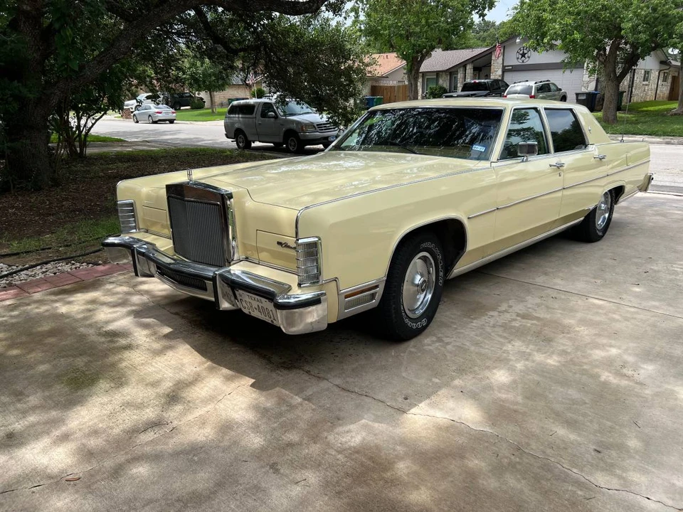 1979 Lincoln Town Car - Image 17 of 20