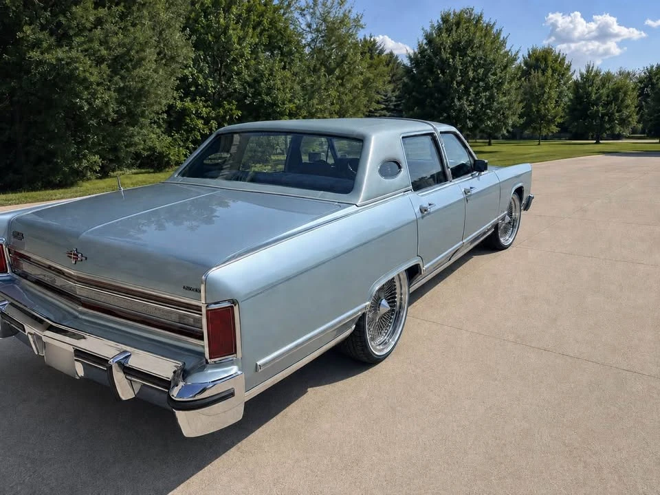 1979 Lincoln Continental 5th Gen - Image 2 of 4
