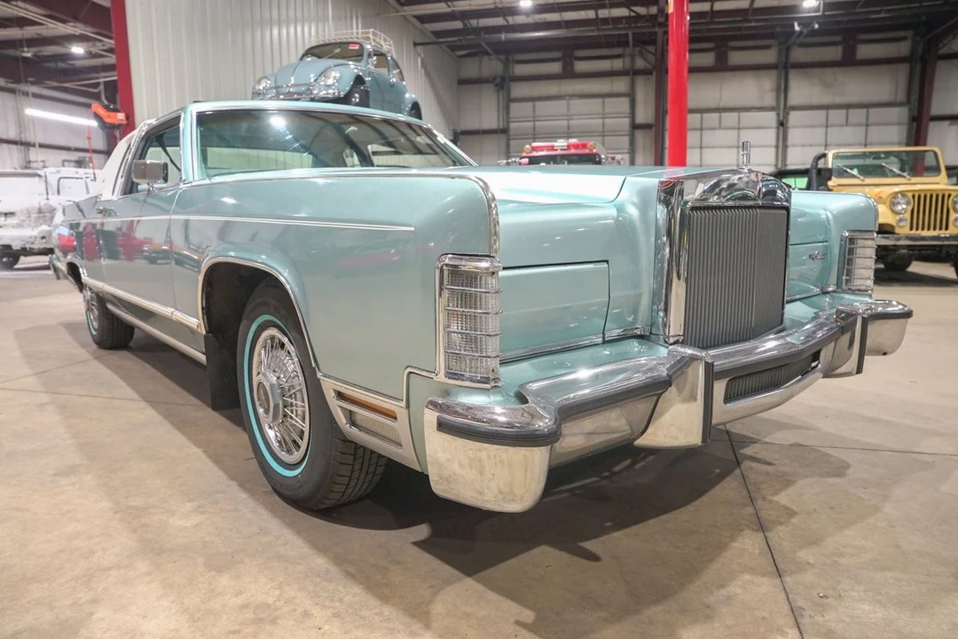 1979 Lincoln Continental 5th Gen - Image 12 of 21