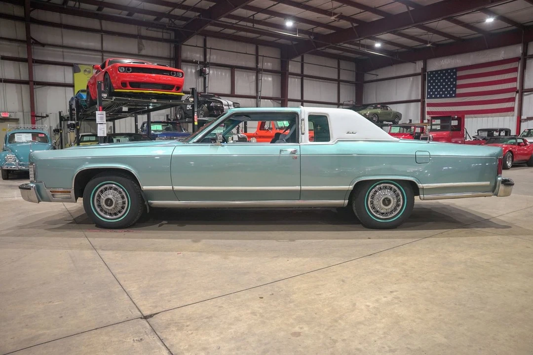 1979 Lincoln Continental 5th Gen - Image 4 of 21