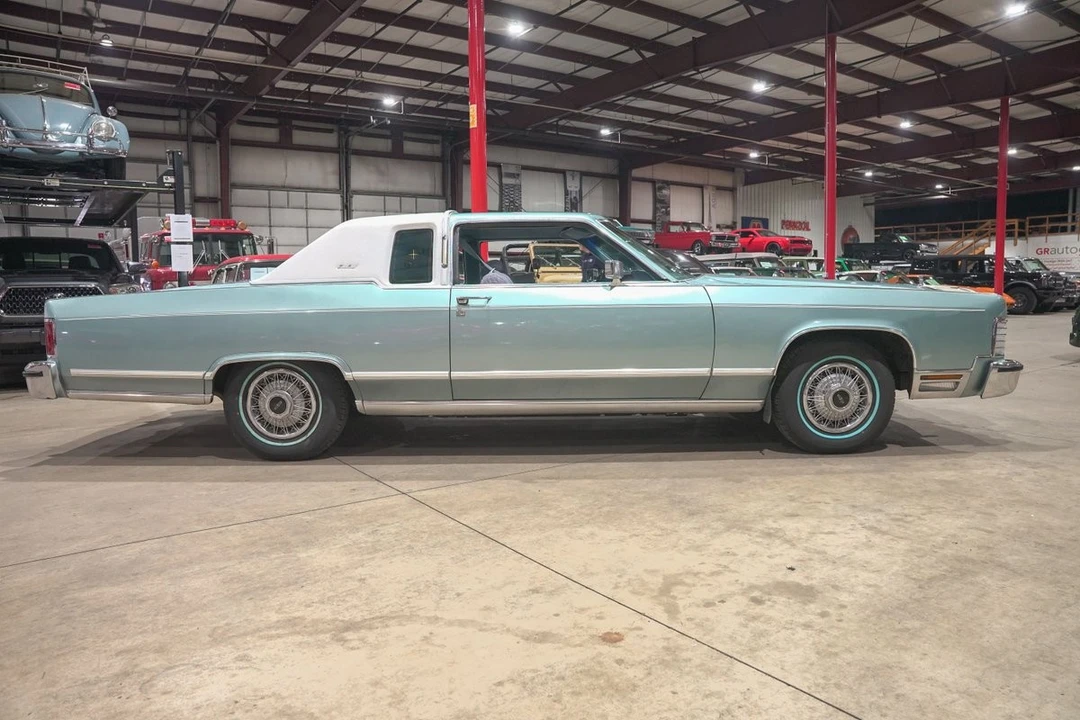 1979 Lincoln Continental 5th Gen - Image 4 of 21