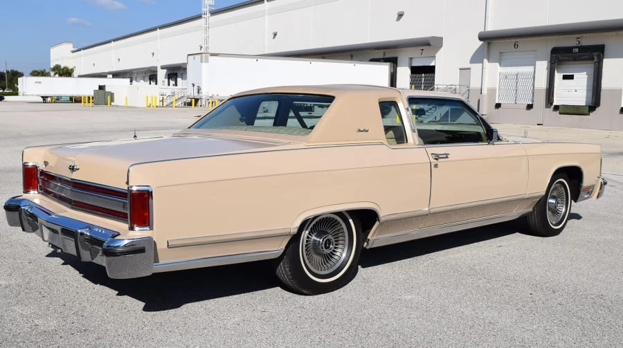 1979 Lincoln Continental 5th Gen - Image 2 of 12