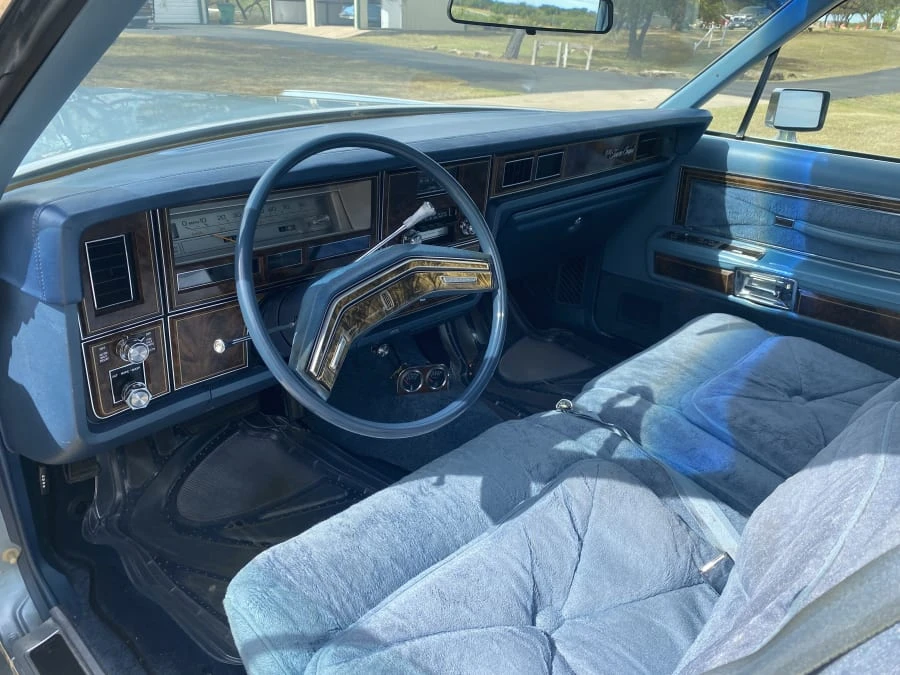 1979 Lincoln Continental 5th Gen - Image 13 of 17