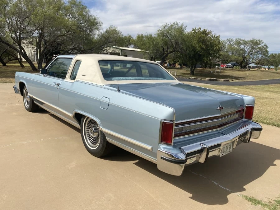 1979 Lincoln Continental 5th Gen - Image 7 of 17