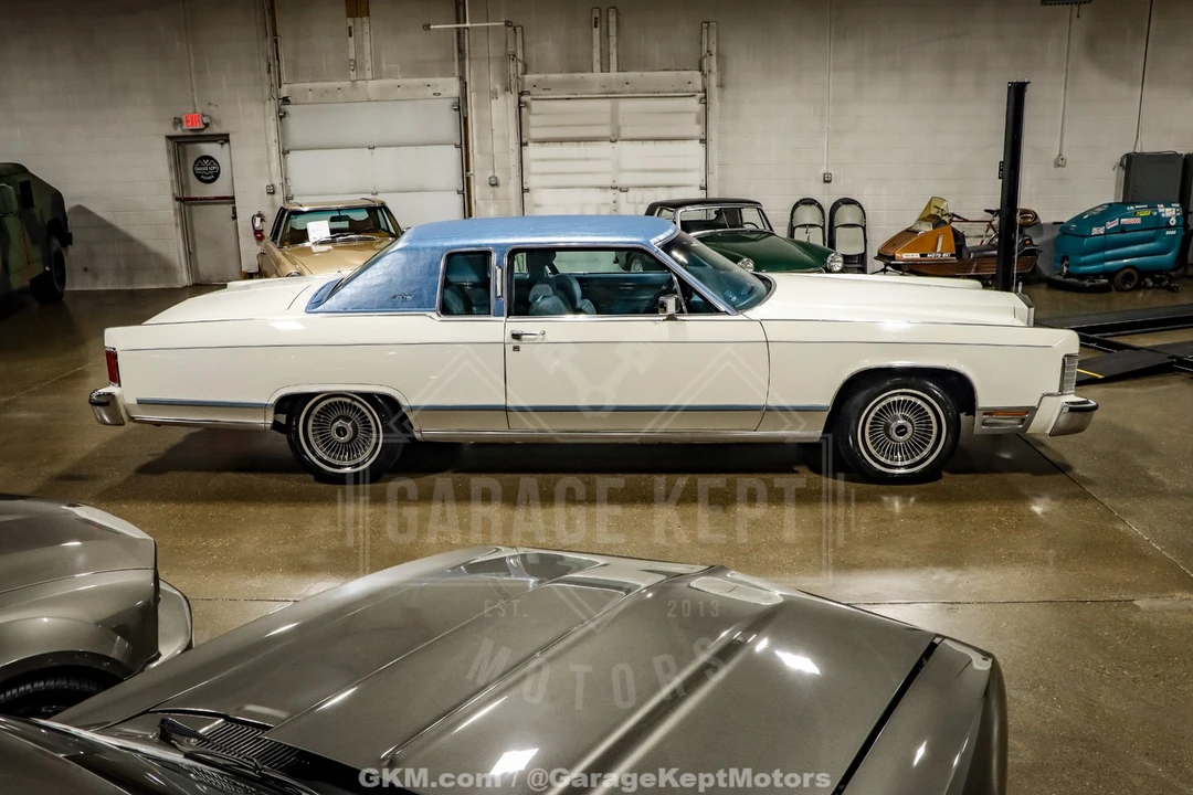 1979 Lincoln Continental 5th Gen - Image 11 of 31