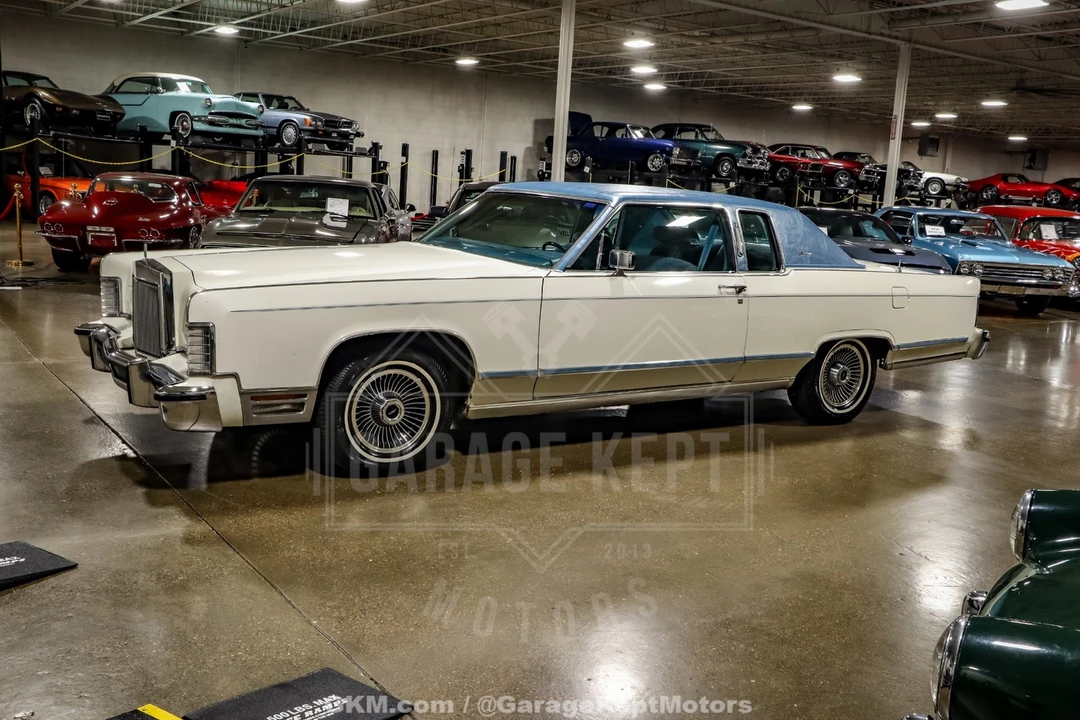 1979 Lincoln Continental 5th Gen - Image 5 of 31