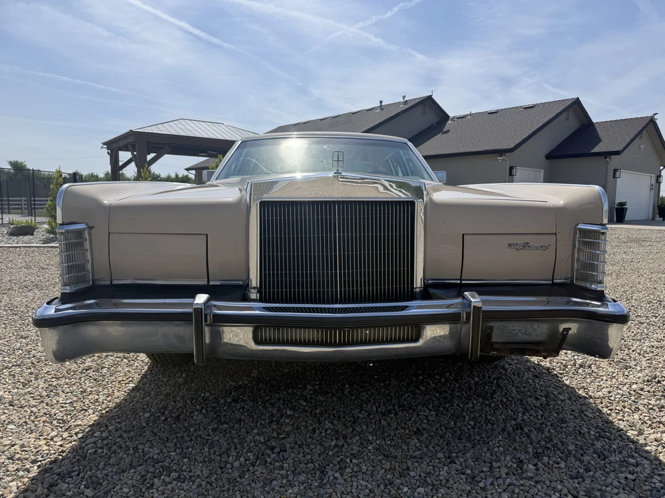 1979 Lincoln Continental 5th Gen - Image 17 of 31