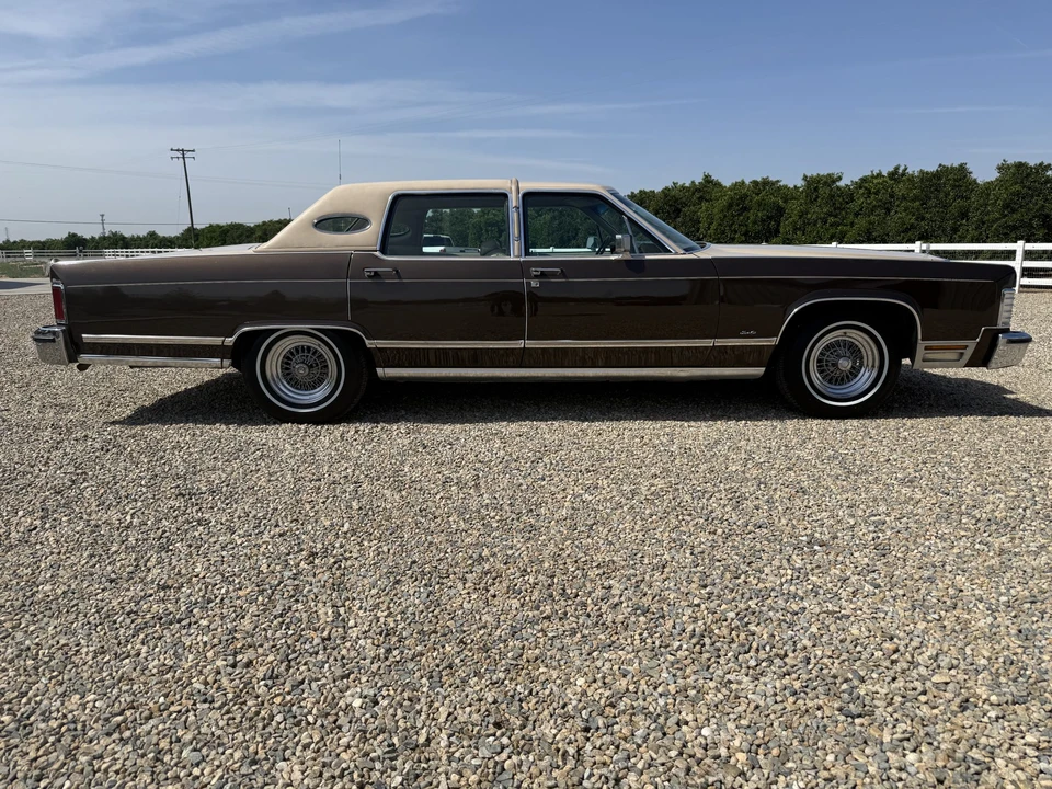 1979 Lincoln Continental 5th Gen - Image 8 of 31