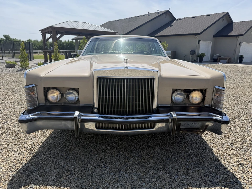 1979 Lincoln Continental 5th Gen - Image 4 of 31