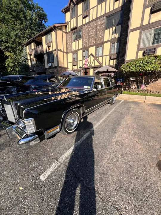 1979 Lincoln Continental 5th Gen - Image 7 of 17
