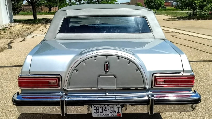 1979 Lincoln Continental 5th Gen - Image 10 of 11