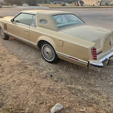 1979 Lincoln Continental Mark VII LSC Sedan 2D