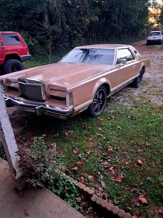 1979 Lincoln Continental Mark V - Image 3 of 12