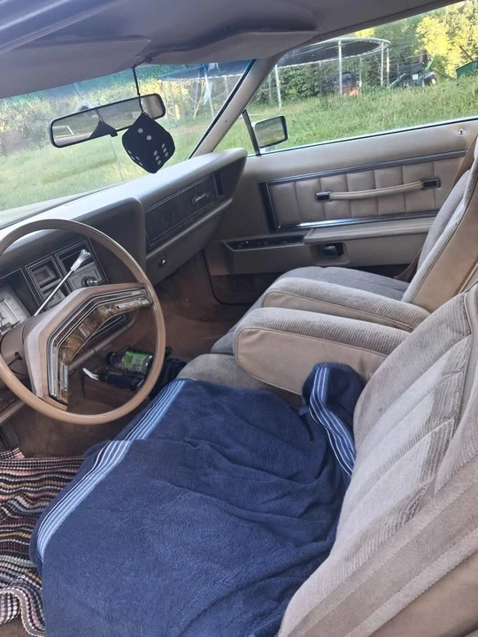 1979 Lincoln Continental Mark V - Image 10 of 12