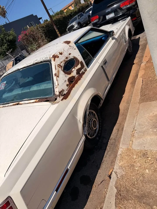 1979 Lincoln Continental Mark V - Image 5 of 10