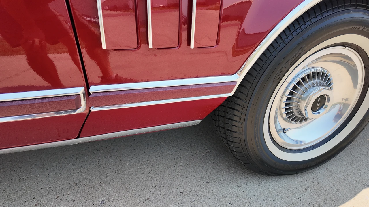 1979 Lincoln Continental Mark V - Image 25 of 31