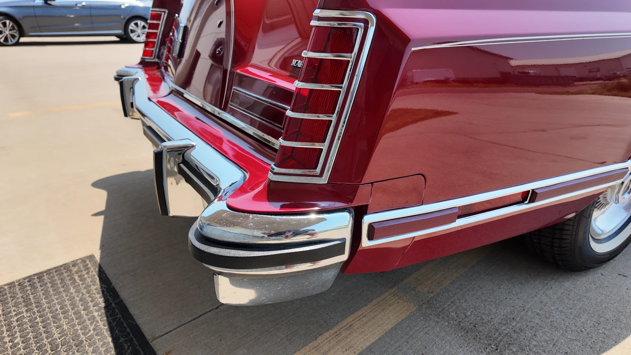 1979 Lincoln Continental Mark V - Image 19 of 31