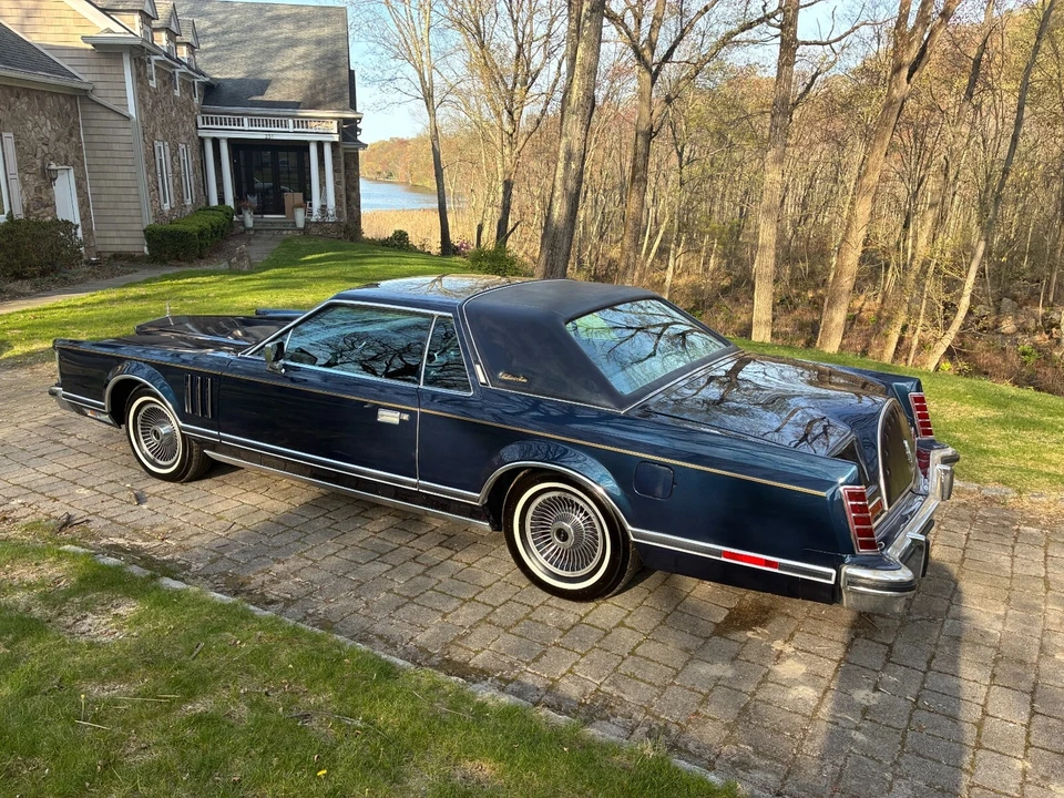 1979 Lincoln Continental Mark V - Image 2 of 21