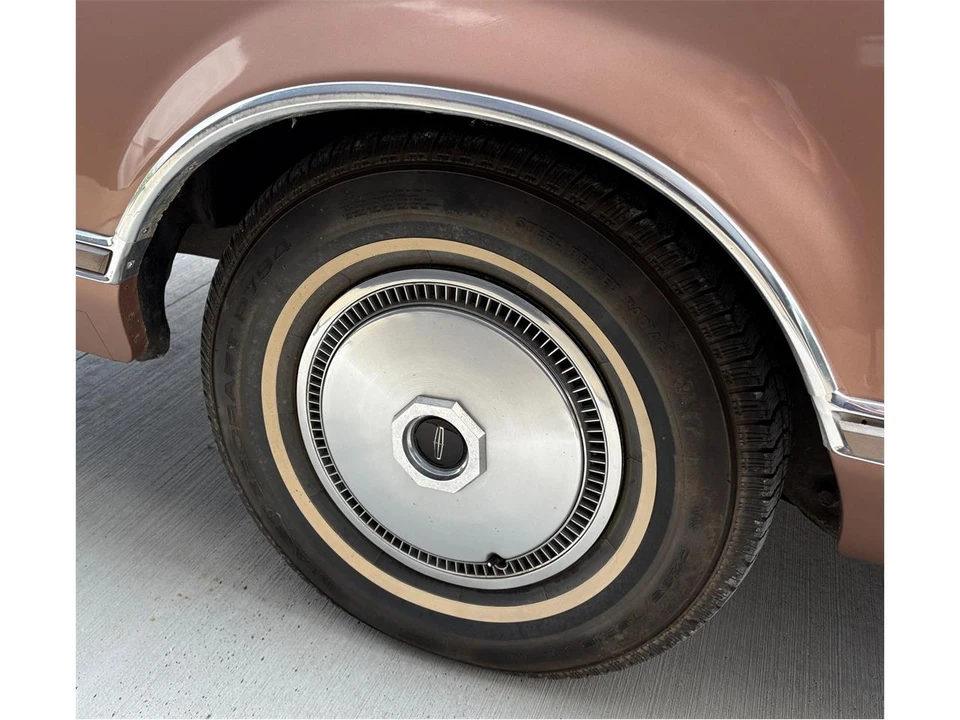 1979 Lincoln Continental Mark V - Image 6 of 27