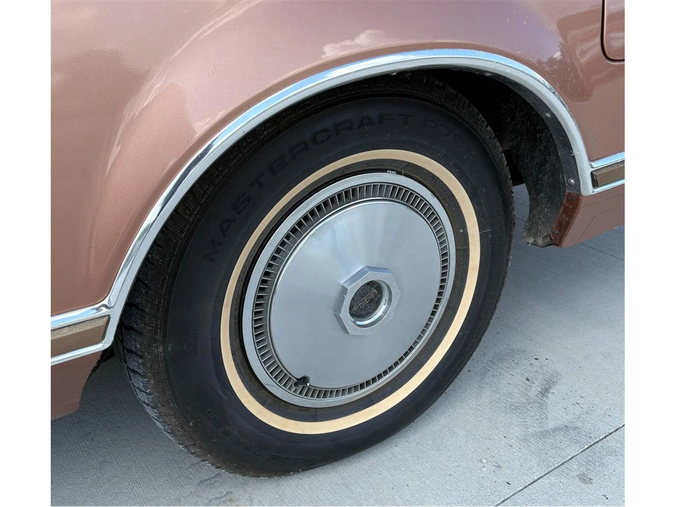 1979 Lincoln Continental Mark V - Image 7 of 27