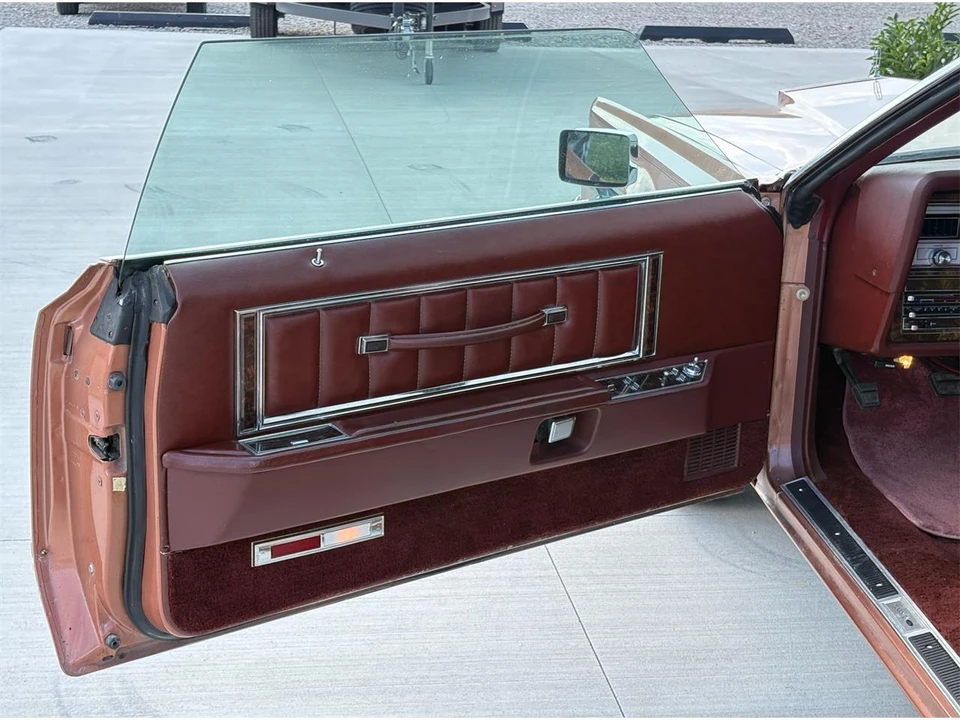 1979 Lincoln Continental Mark V - Image 10 of 27