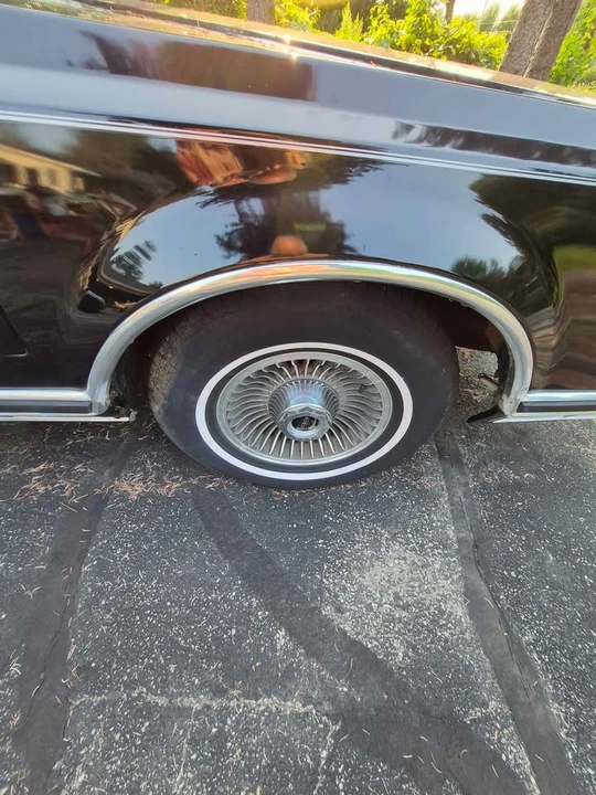 1979 Lincoln Continental Mark V - Image 9 of 10
