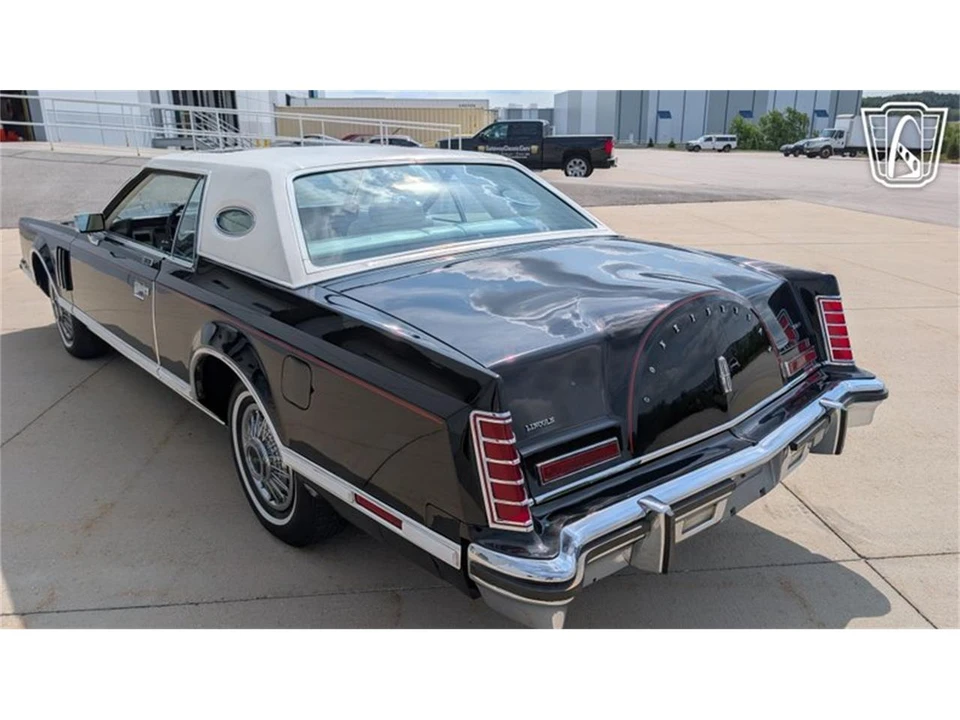 1979 Lincoln Continental Mark V - Image 8 of 31
