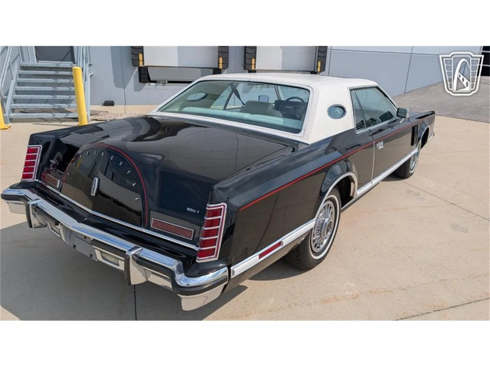1979 Lincoln Continental Mark V - Image 14 of 31