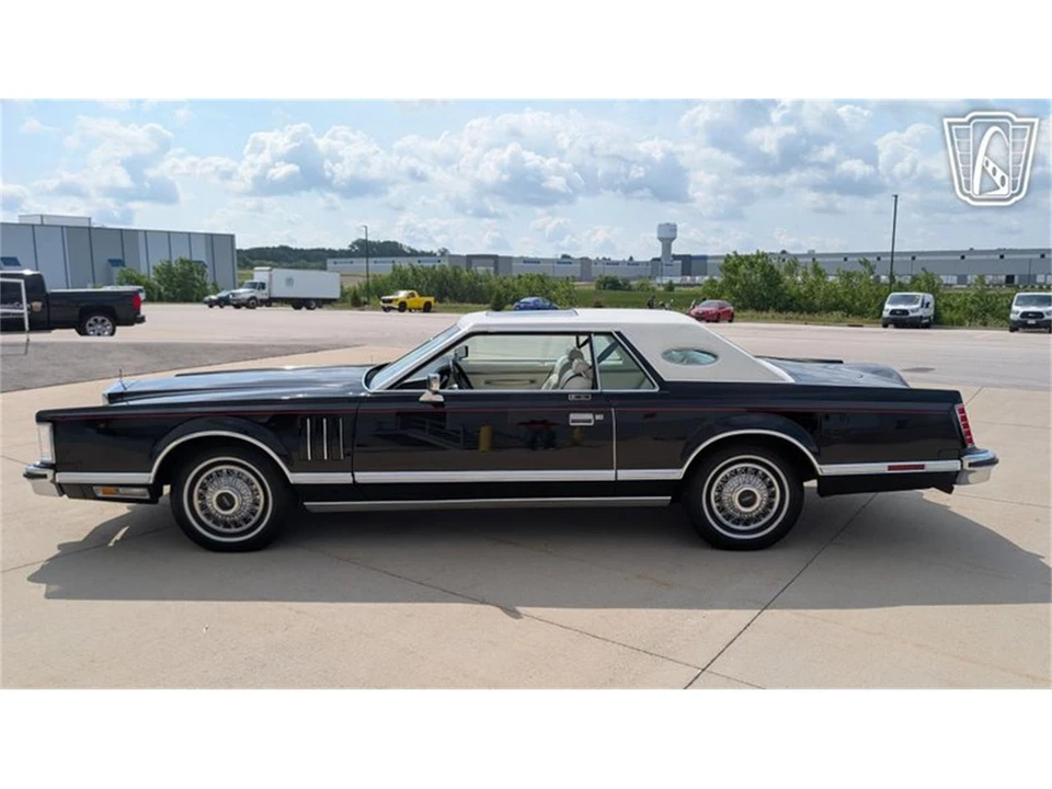 1979 Lincoln Continental Mark V - Image 5 of 31