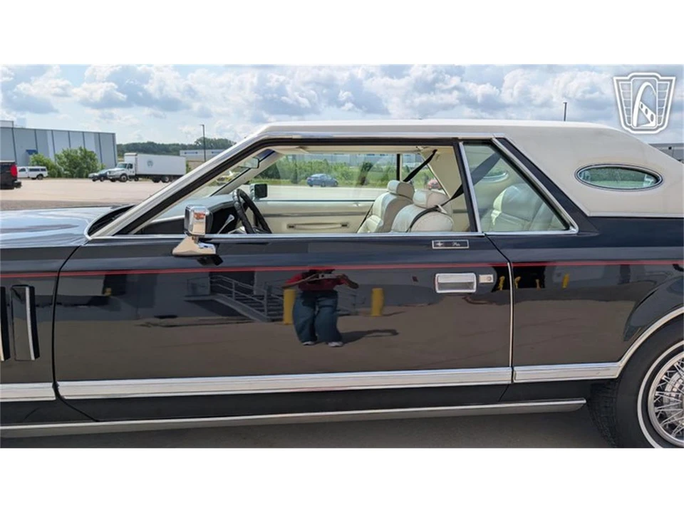 1979 Lincoln Continental Mark V - Image 30 of 31
