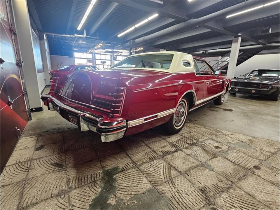 1979 Lincoln Continental Mark V - Image 14 of 31